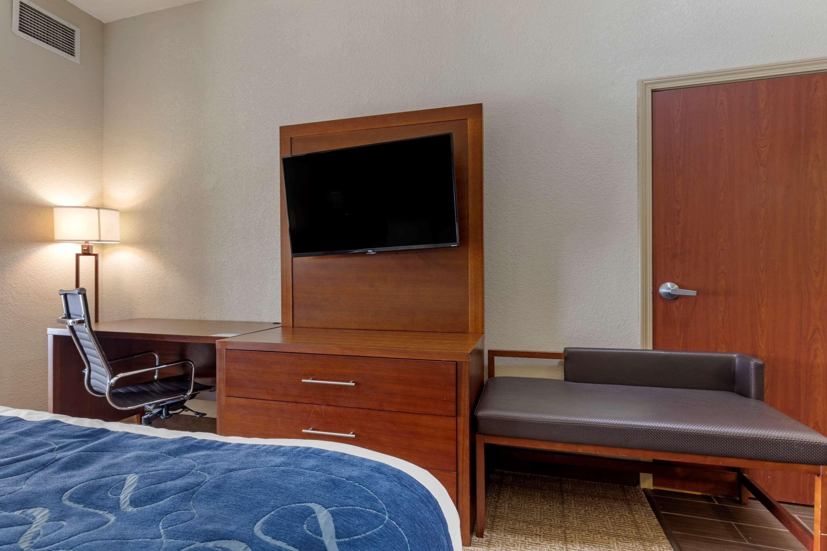 Comfort Suites Gainesville Extérieur photo
