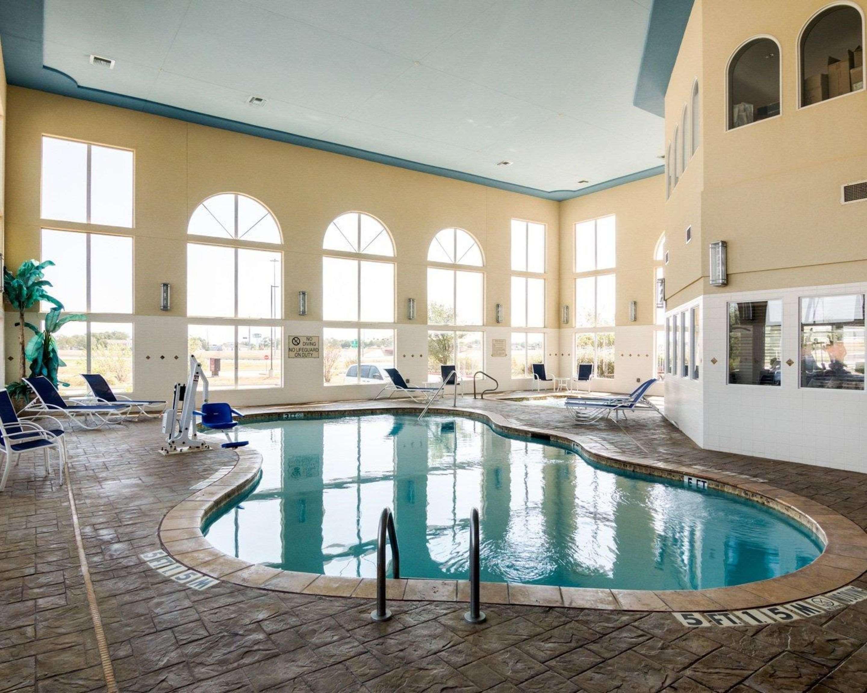 Comfort Suites Gainesville Extérieur photo