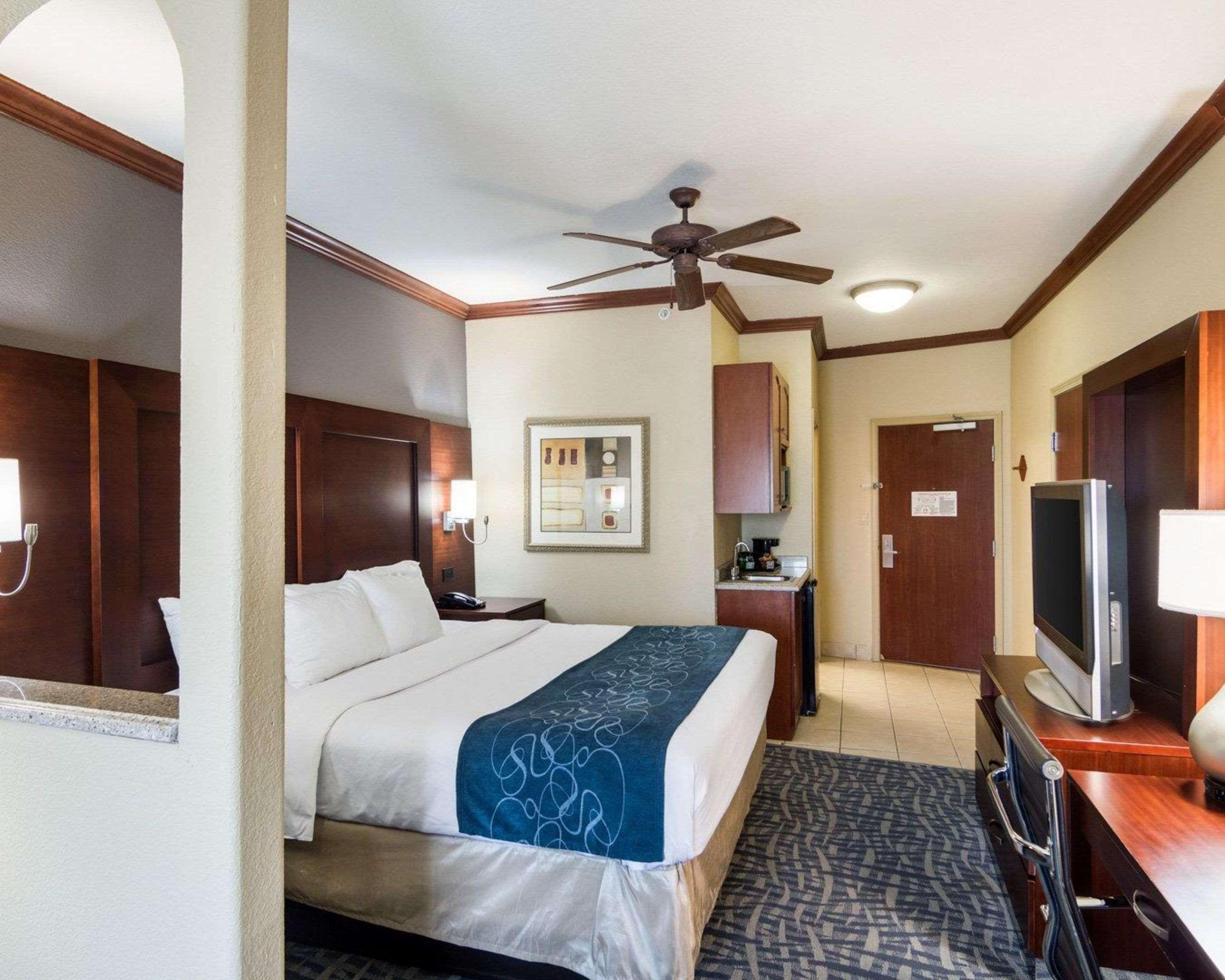 Comfort Suites Gainesville Extérieur photo