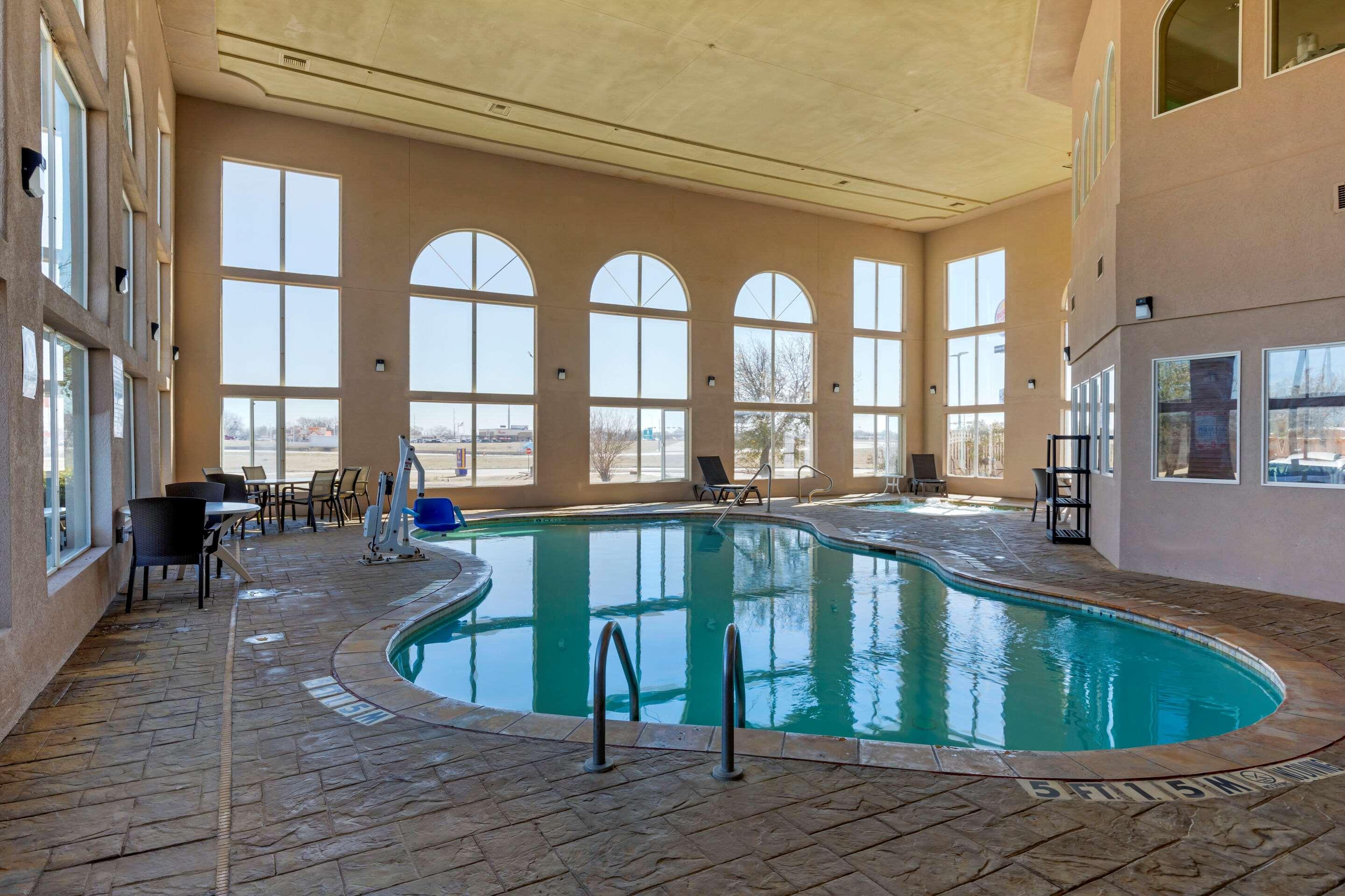 Comfort Suites Gainesville Extérieur photo