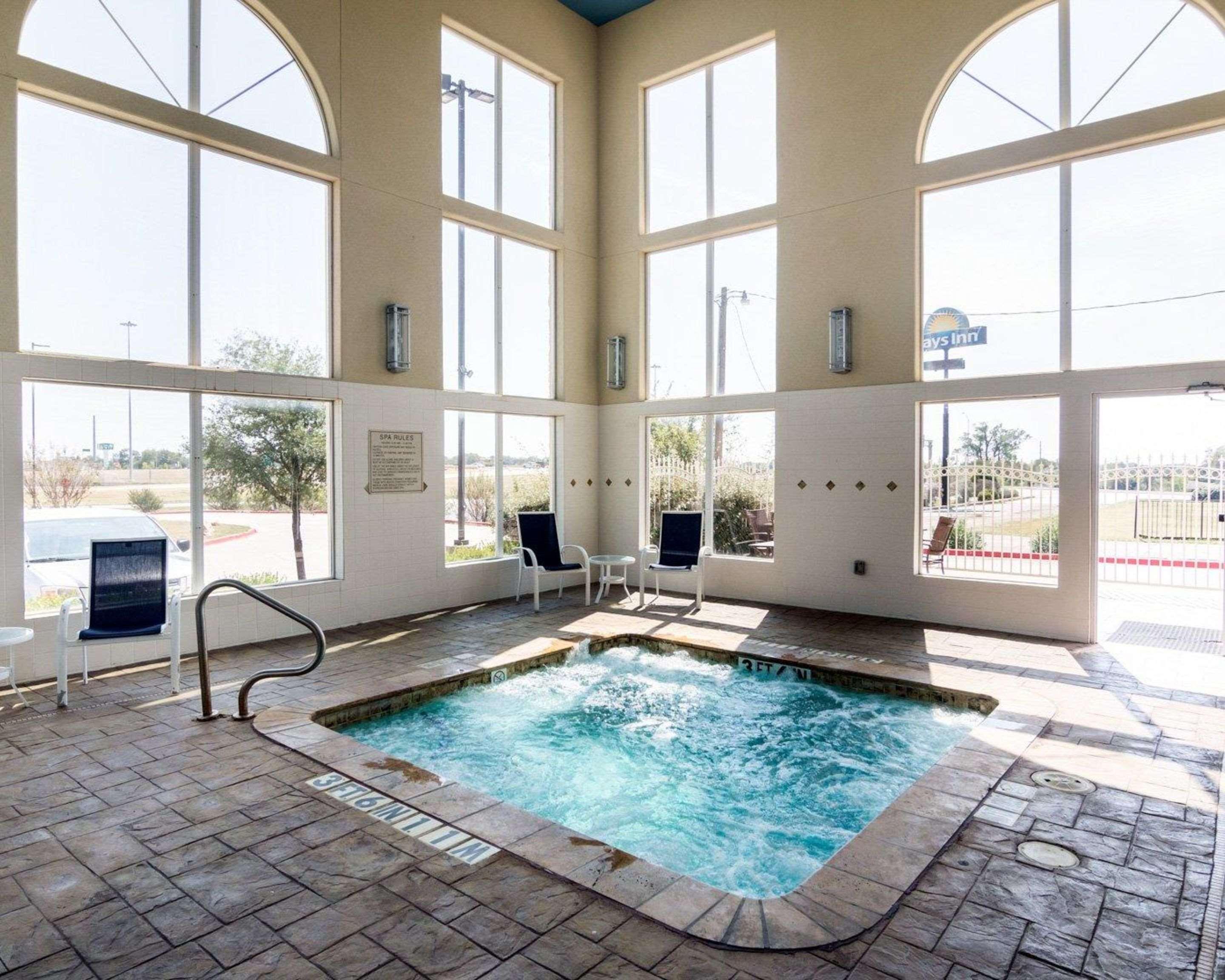 Comfort Suites Gainesville Extérieur photo