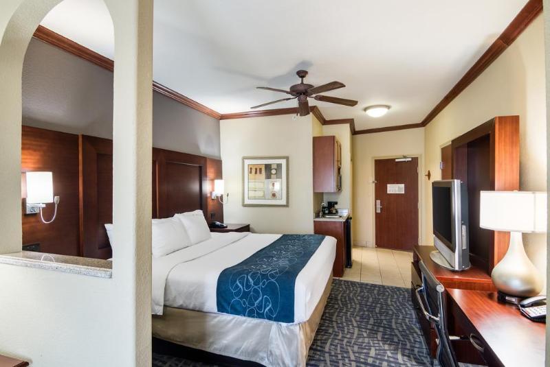 Comfort Suites Gainesville Extérieur photo